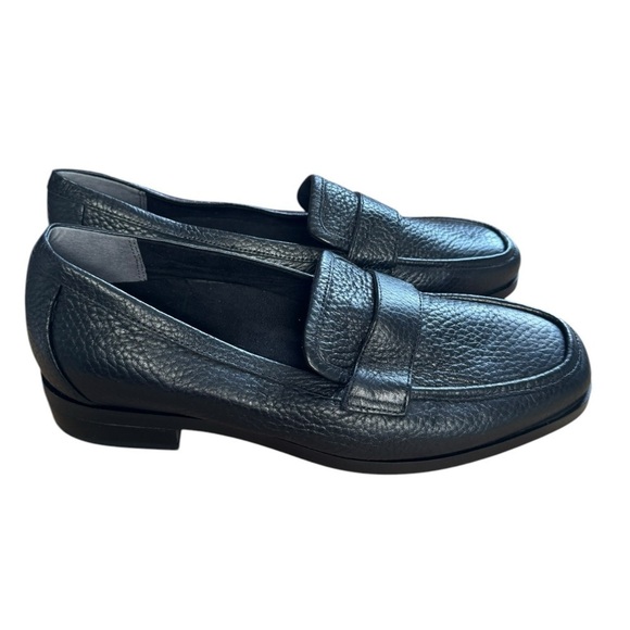 New! Vionic Sellah Leather Loafers - Picture 3 of 8